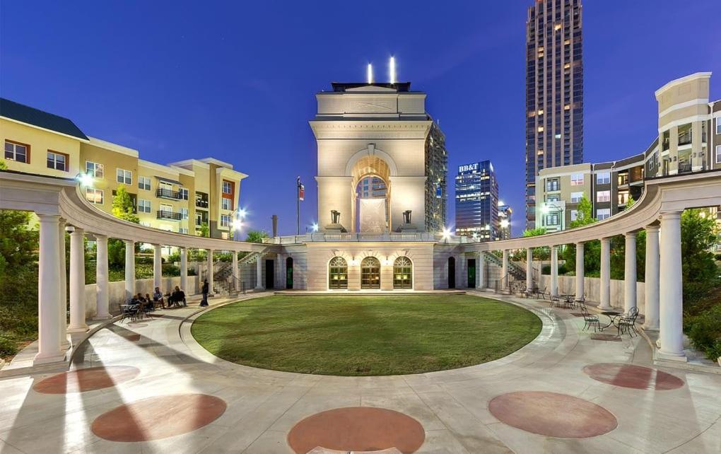 Marvelous Midtown Manor In Piedmont Park Appartement Atlanta Buitenkant foto